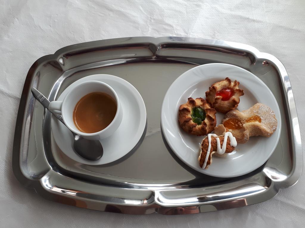 サンタ・クローチェ・カメリーナ Kamarina Land Bed & Breakfast エクステリア 写真